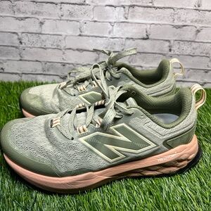 New Balance Fresh Foam Garoé Green Pink Trail Walking Running Sneakers Size 9